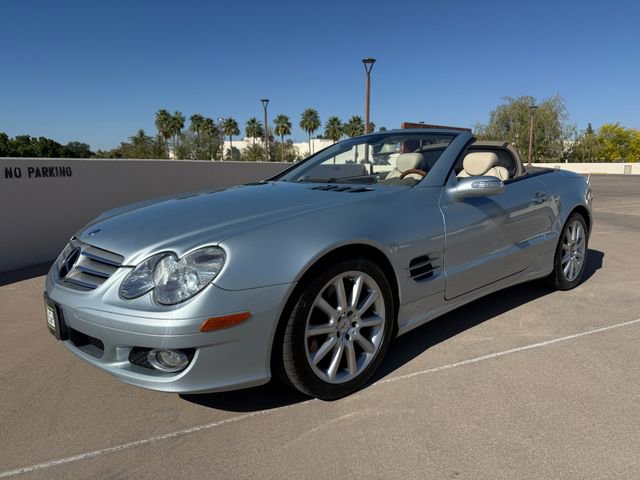 Used 2007 Mercedes-Benz SL 550 image 3