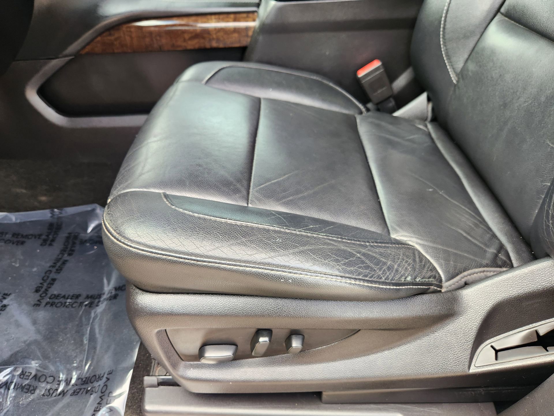 Used 2018 Chevrolet Suburban LT AWD/4WD image 24