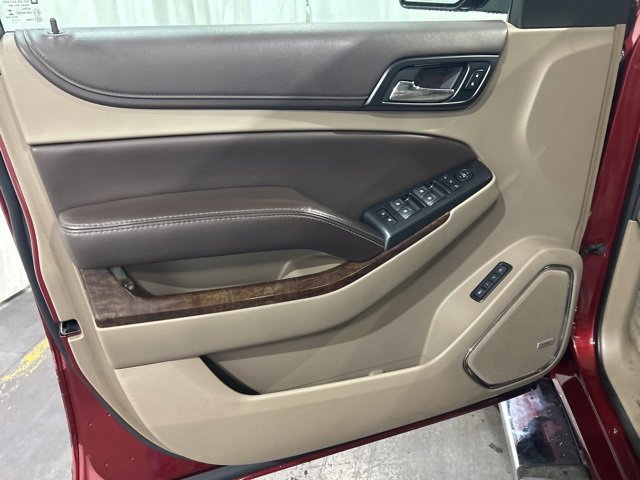 Used 2017 Chevrolet Suburban LT w/ LT Signature Package image 15