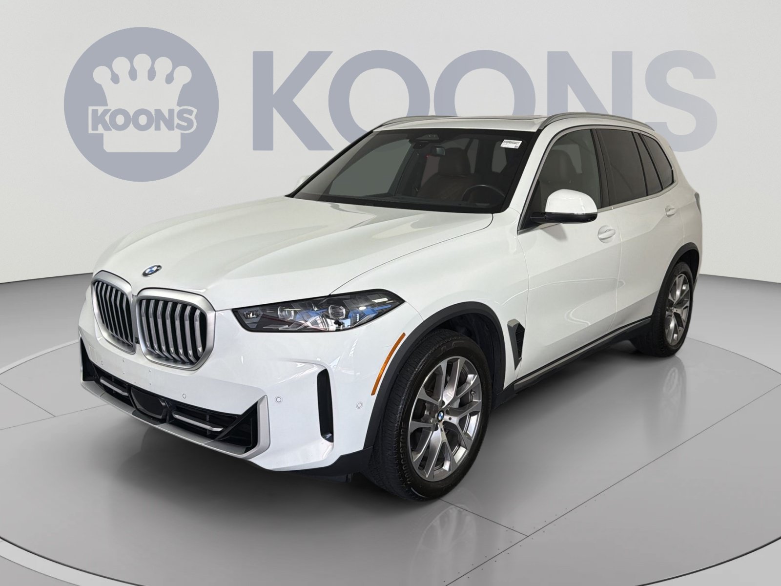 Used 2024 BMW X5 xDrive40i w/ Premium Package AWD/4WD image 1