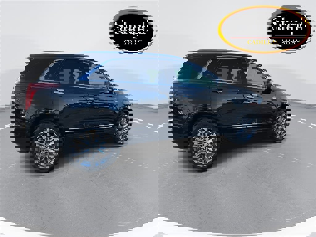 Certified 2024 Cadillac XT5 Premium Luxury w/ LPO, Floor Liner Package image 8