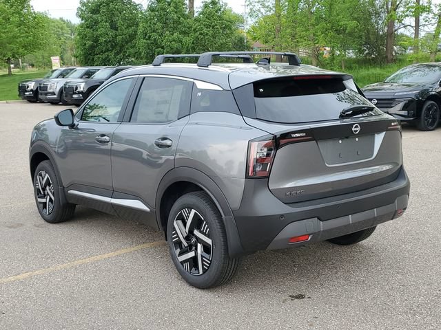 New 2026 Nissan Kicks SV w/ Cold Weather Package FWD image 3