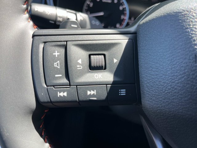 New 2026 Nissan Pathfinder SV AWD/4WD image 29