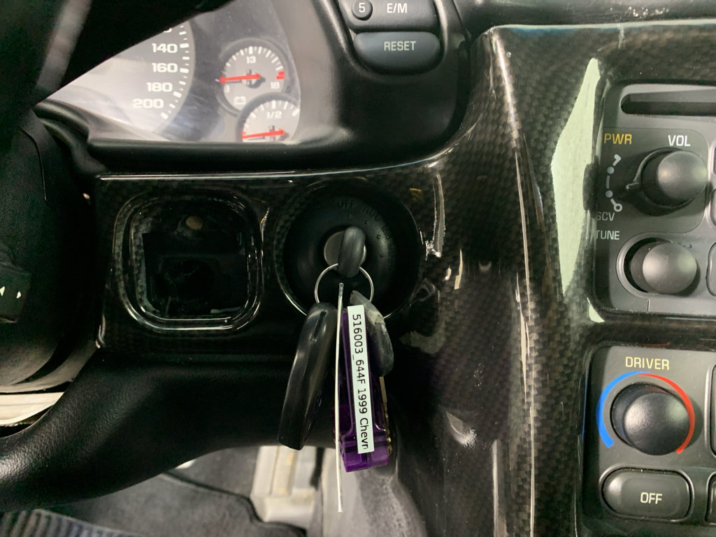 Used 1999 Chevrolet Corvette Convertible w/ Memory Pkg image 18