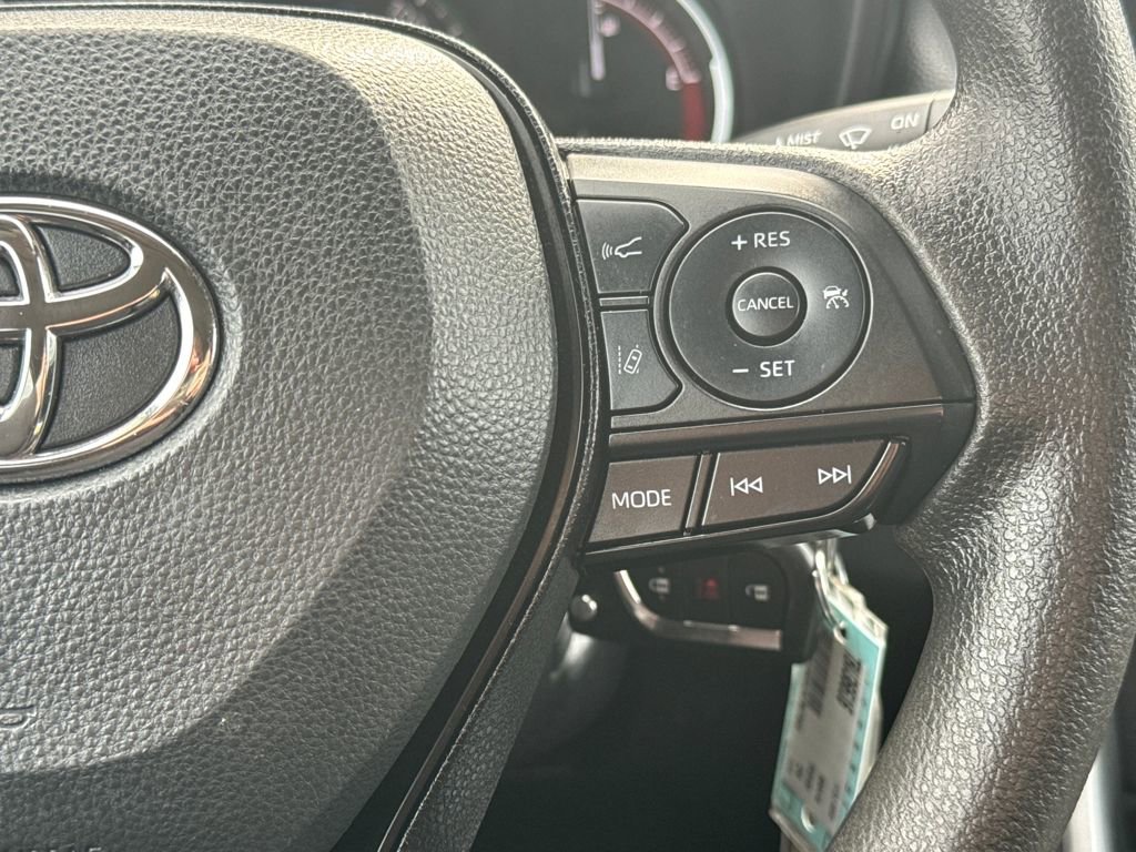 Used 2024 Toyota RAV4 LE image 20