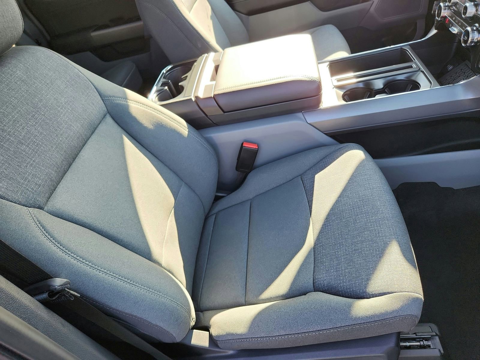 New 2025 Ford F150 XLT w/ Equipment Group 302A MID image 24