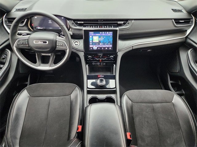 Used 2024 Jeep Grand Cherokee Altitude image 26