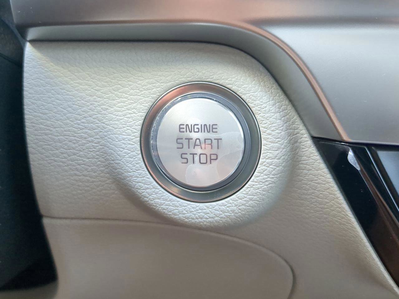 Certified 2025 Kia Telluride EX image 27