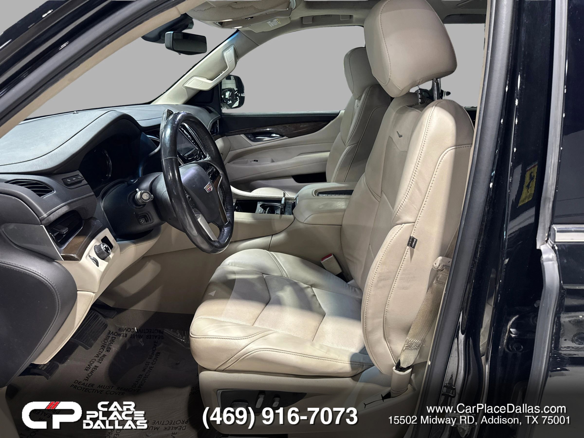 Used 2019 Cadillac Escalade Luxury RWD image 18