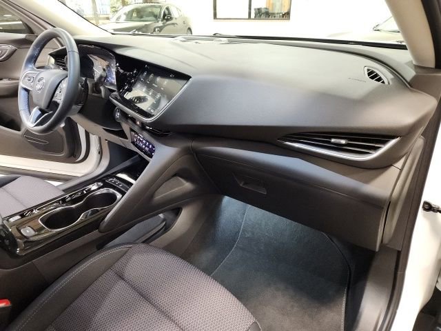 Certified 2023 Buick Envision Preferred image 32