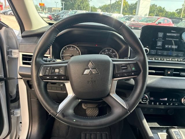 Used 2024 Mitsubishi Outlander SE FWD image 21