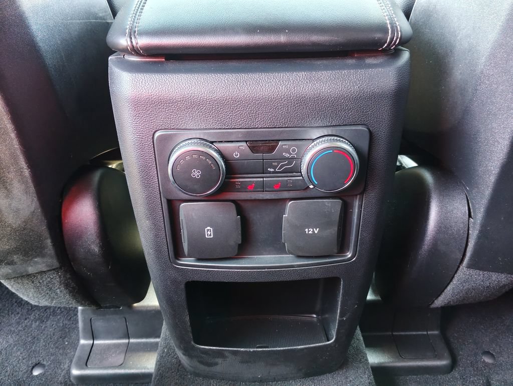 Used 2020 Ford Explorer XLT w/ Equipment Group 202A AWD/4WD image 8
