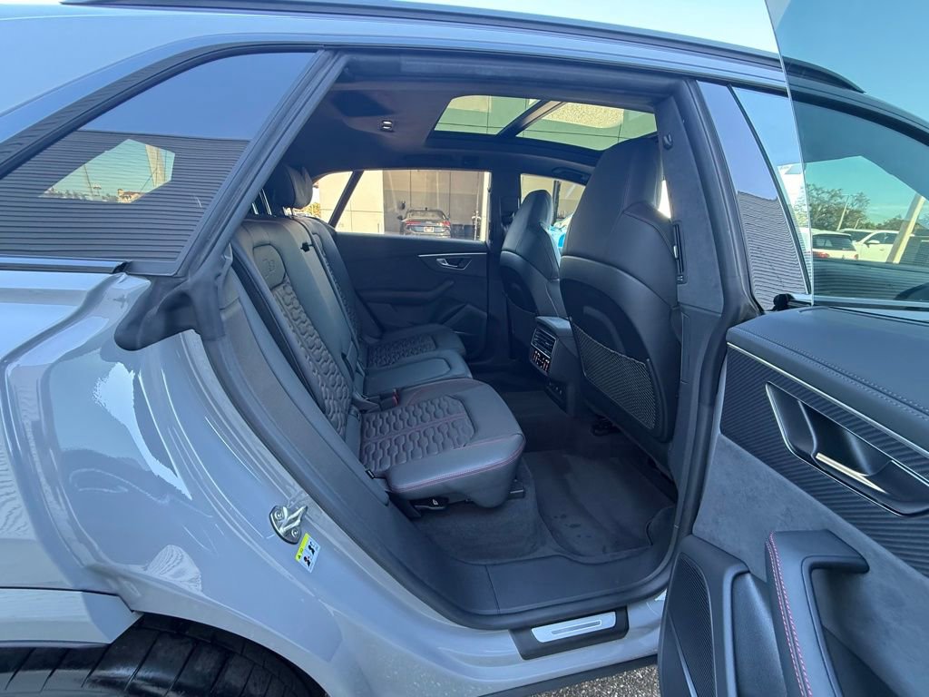 Used 2024 Audi RS Q8 w/ Black Optic Package image 67