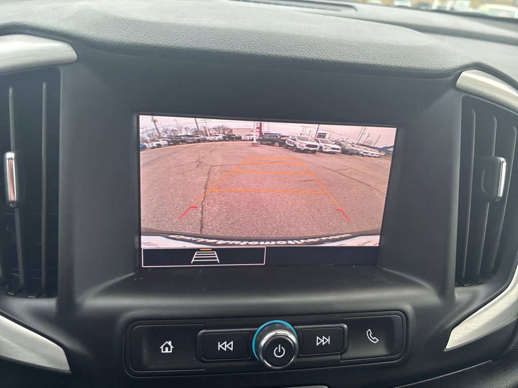 Used 2024 GMC Terrain SLE w/ Driver Convenience Package image 26