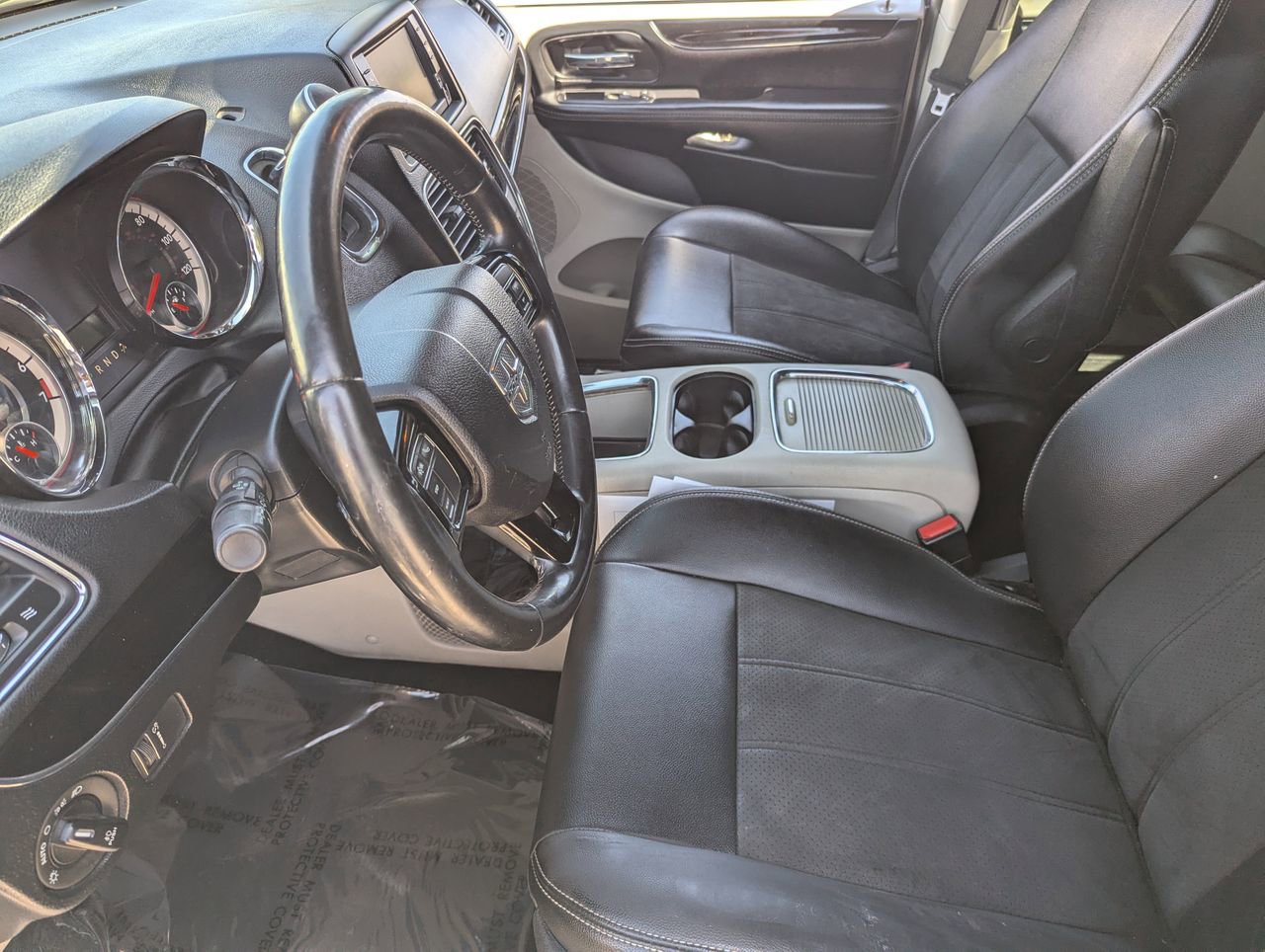 Used 2019 Dodge Grand Caravan SXT image 20