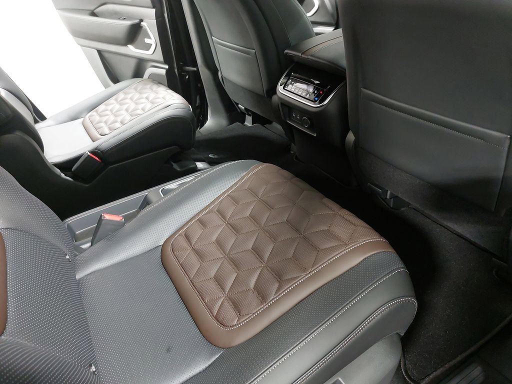 New 2026 Nissan Armada Platinum w/ Convenience Package image 11