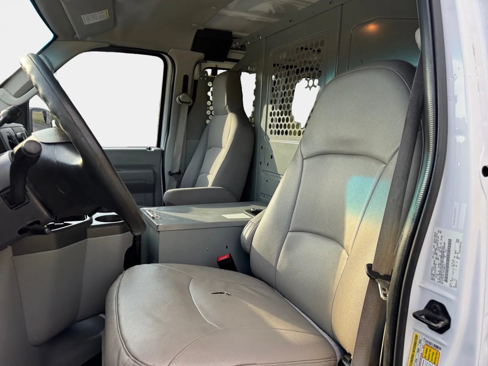 Used 2013 Ford E-250 and Econoline 250 w/ PWR Group RWD image 9