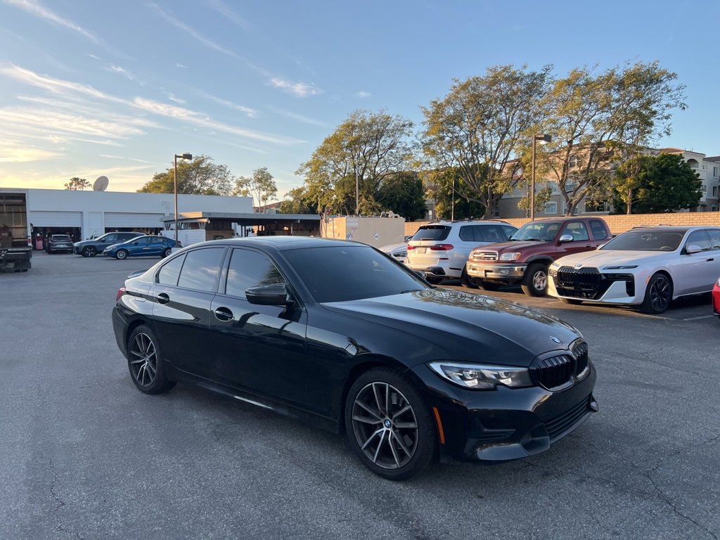Used 2020 BMW 330i Sedan w/ Driving Assistance Package image 2