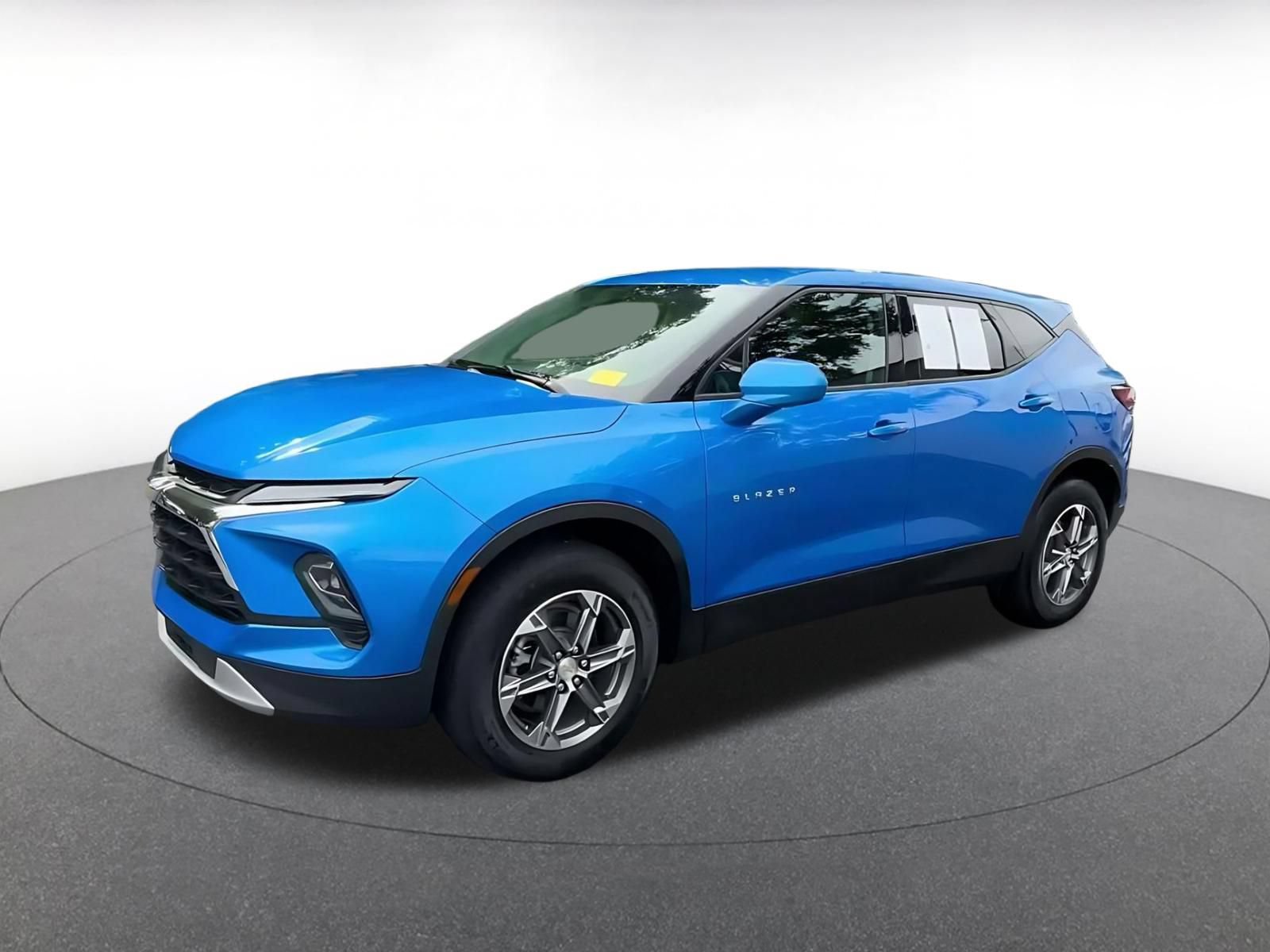 Used 2026 Chevrolet Blazer LT FWD image 7
