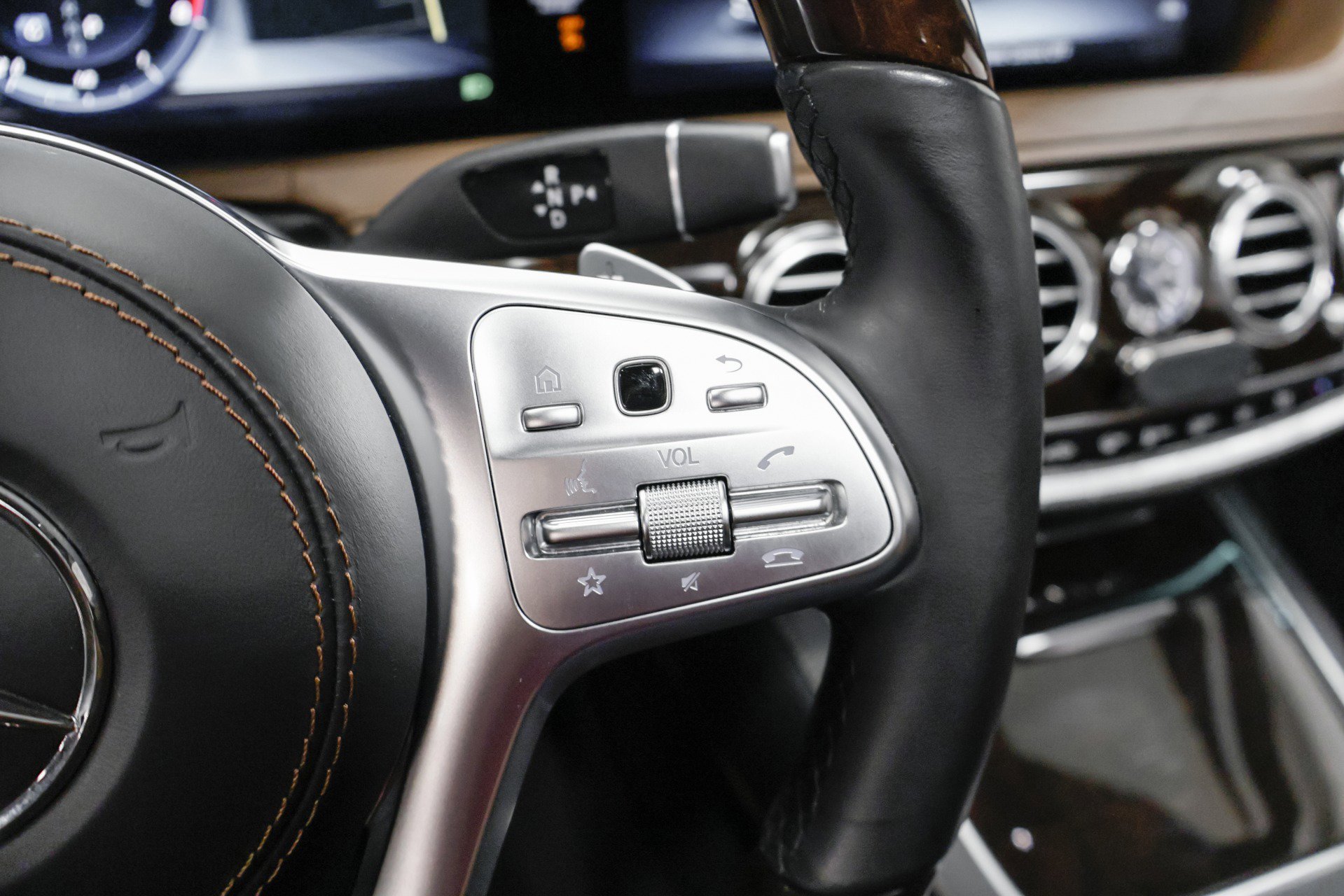 Used 2019 Mercedes-Benz Maybach S 560 4MATIC image 15