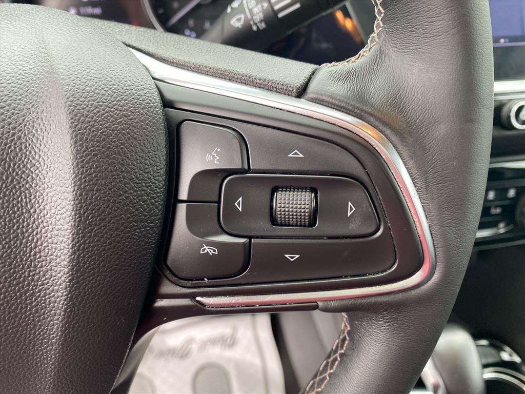 Used 2023 Buick Encore GX Select AWD/4WD image 17