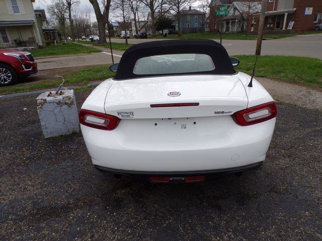 Used 2018 FIAT 124 Spider Classica w/ Technology Group image 6