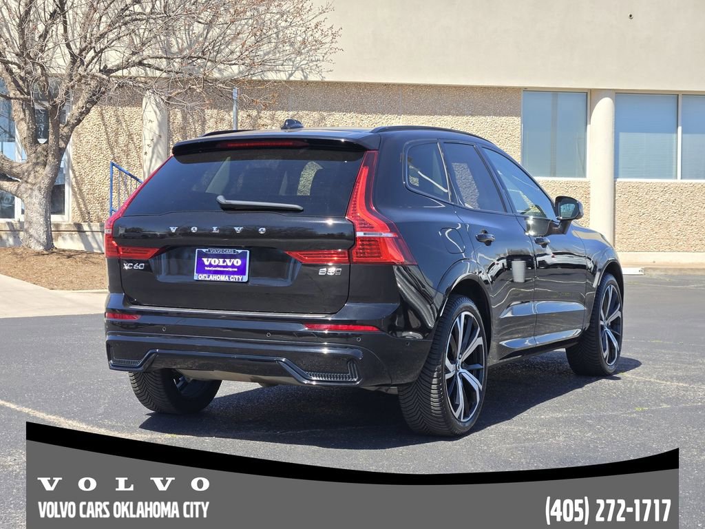 Certified 2024 Volvo XC60 B5 Ultimate w/ Protection Package Premier image 5