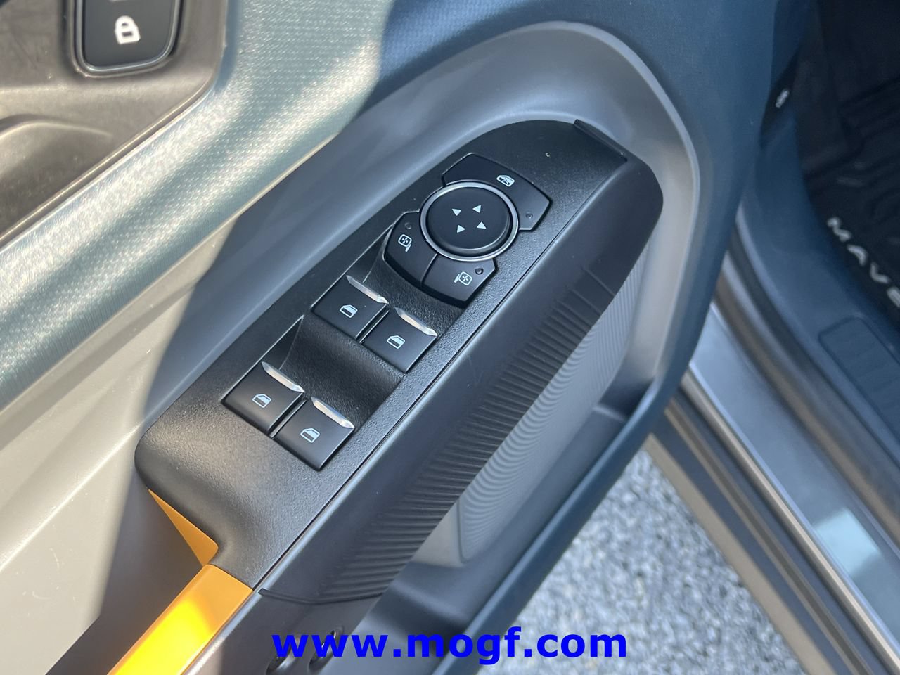 Used 2025 Ford Maverick Tremor AWD/4WD image 19