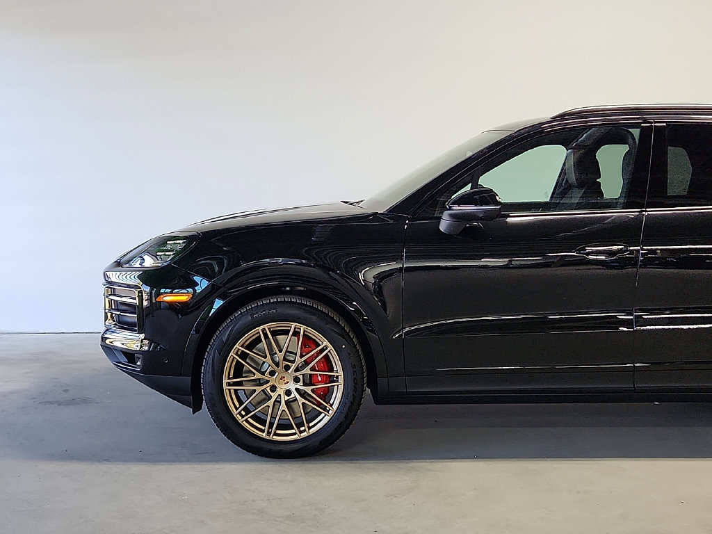 New 2027 Porsche Cayenne S AWD/4WD image 6