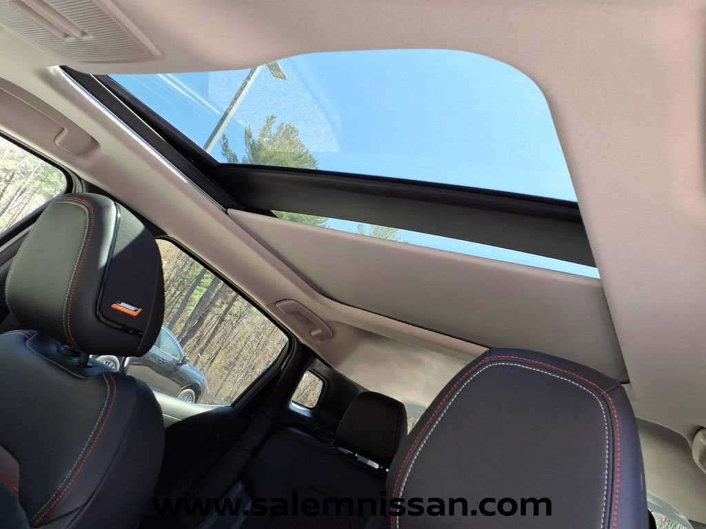 New 2026 Nissan Kicks SR w/ SR Premium Package AWD/4WD image 10