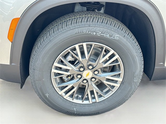 New 2026 Chevrolet Traverse LT w/ LPO, Floor Liner Package image 43