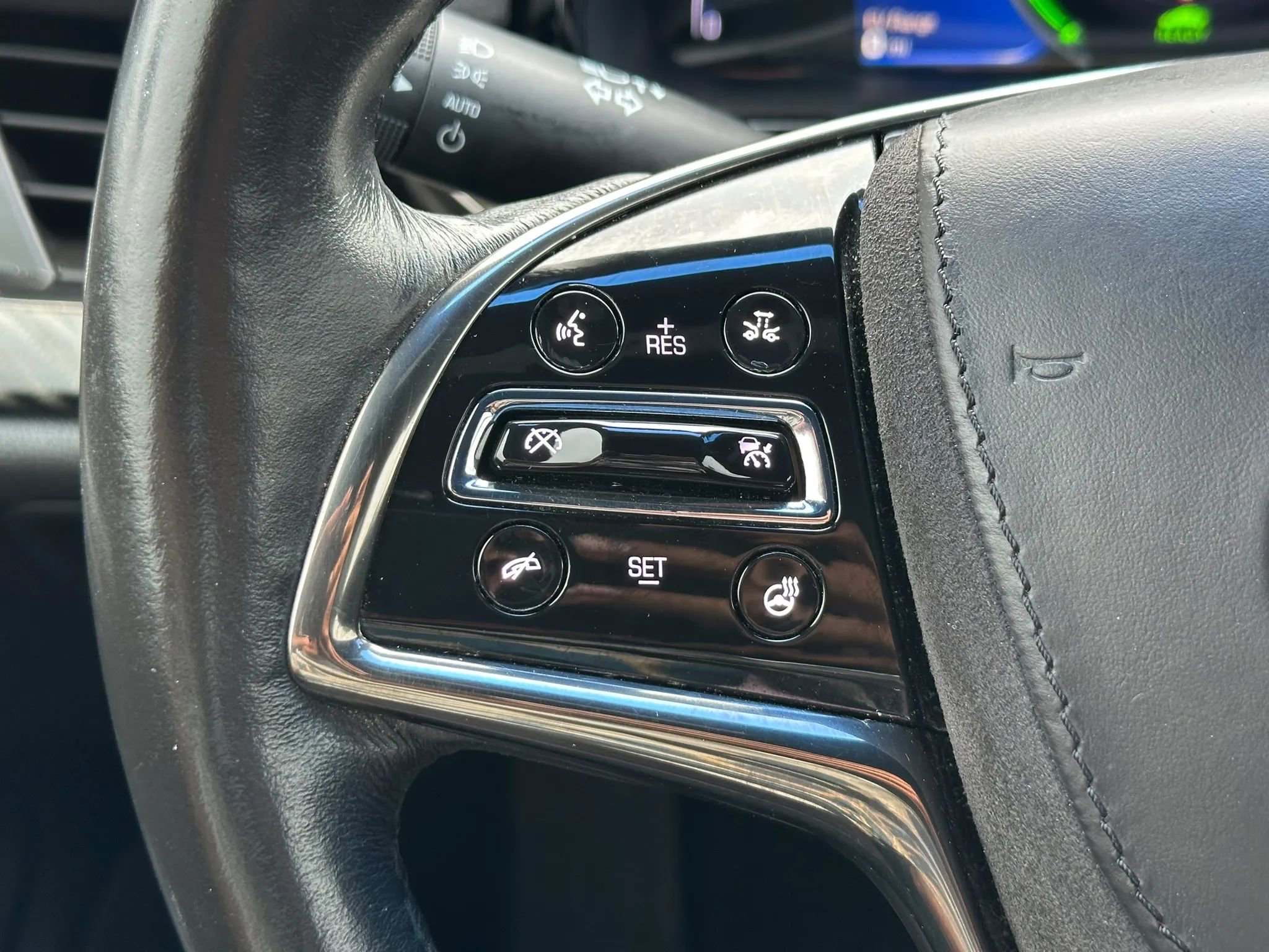 Used 2014 Cadillac ELR w/ Luxury Package FWD image 37