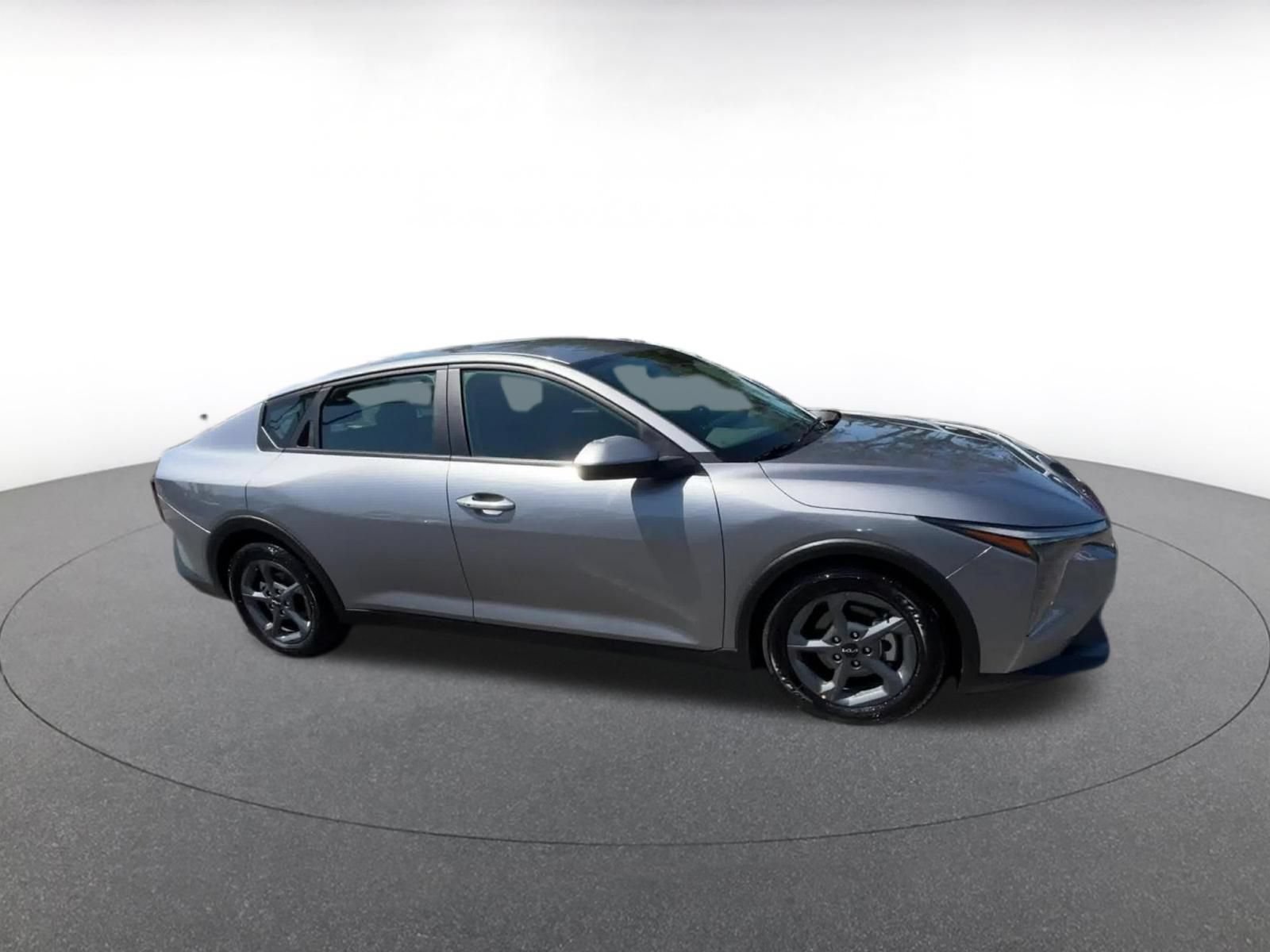 Used 2025 Kia K4 FWD video 2
