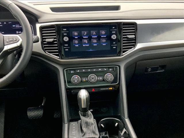 Used 2023 Volkswagen Atlas Cross Sport SE w/ Panoramic Sunroof Package AWD/4WD image 15