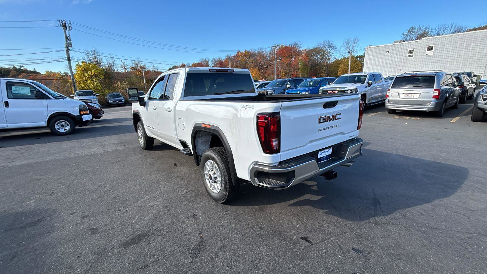 New 2026 GMC Sierra 2500 SLE w/ SLE Value Package; image 5