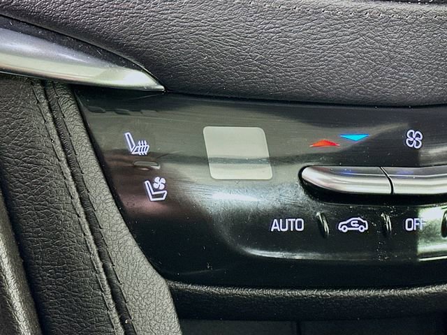 Certified 2023 Cadillac XT5 Premium Luxury image 22