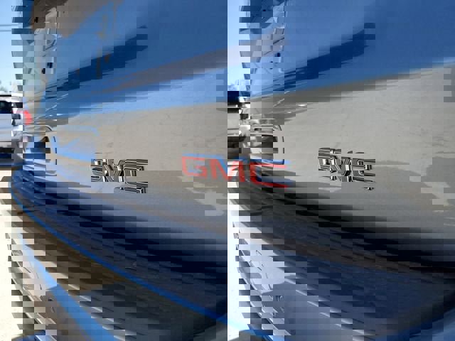 New 2026 GMC Yukon XL Denali w/ Sun & Power Step Package image 7