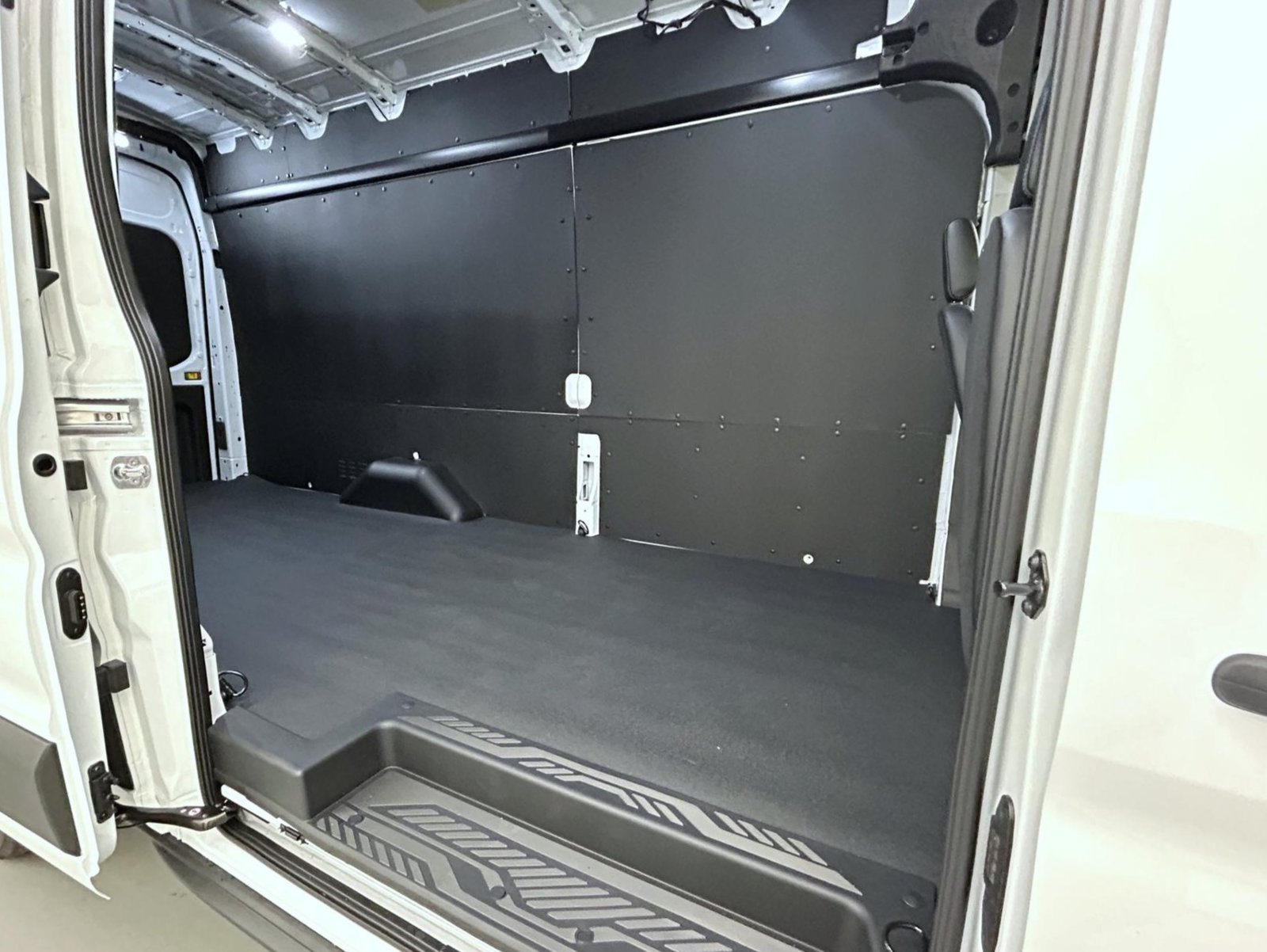 New 2027 Ford Transit 350 148 High Roof Extended AWD w/ Load Area Protection Package image 17