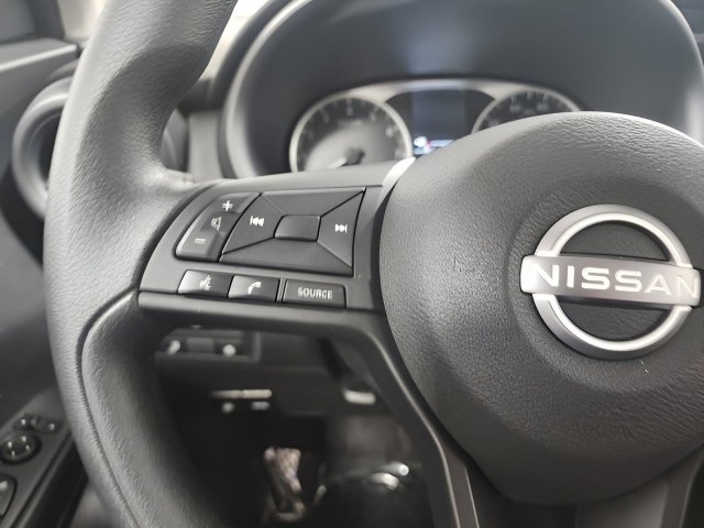 Used 2024 Nissan Kicks S image 21
