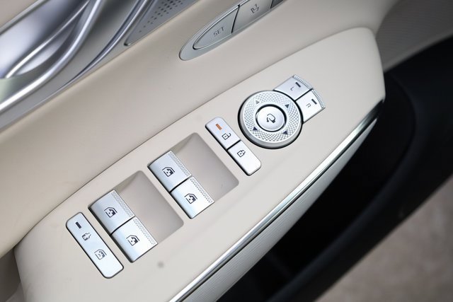 New 2025 Genesis GV80 3.5T Prestige image 11