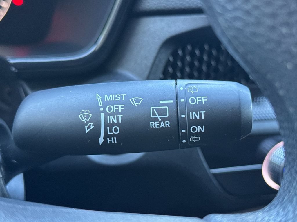 Used 2025 Honda CR-V LX image 32