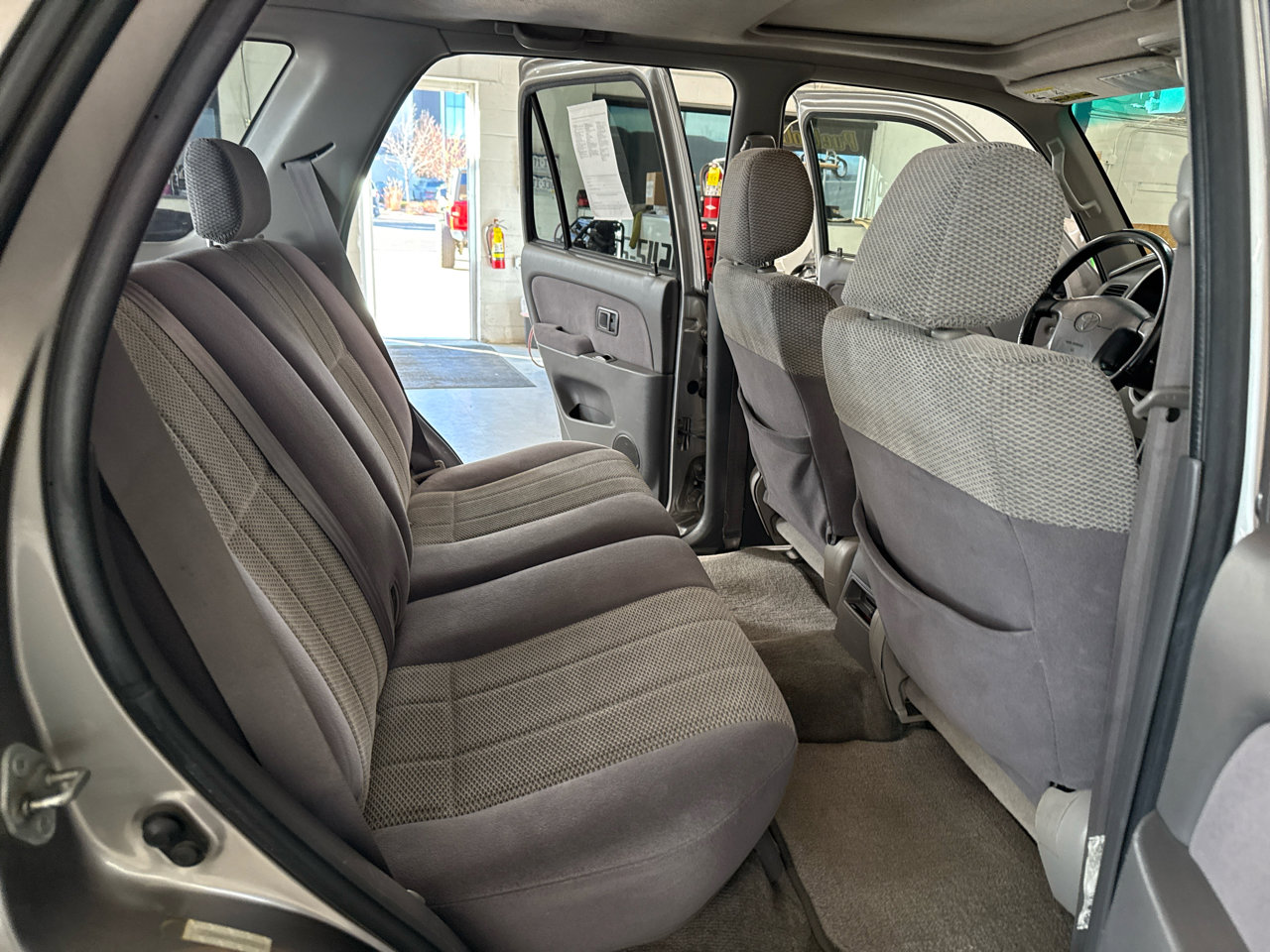 Used 2002 Toyota 4Runner SR5 image 41