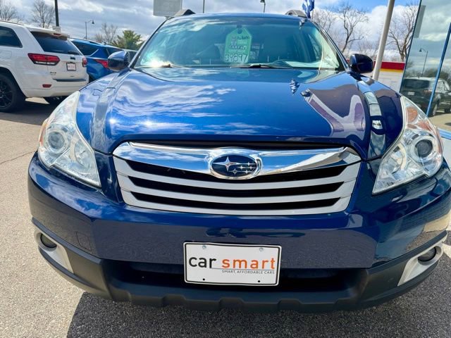 Used 2011 Subaru Outback 2.5i Premium image 3