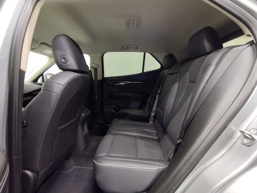 Used 2023 Buick Envision Essence image 36