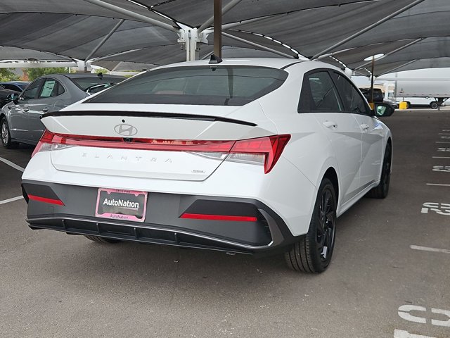 New 2026 Hyundai Elantra SEL FWD image 2