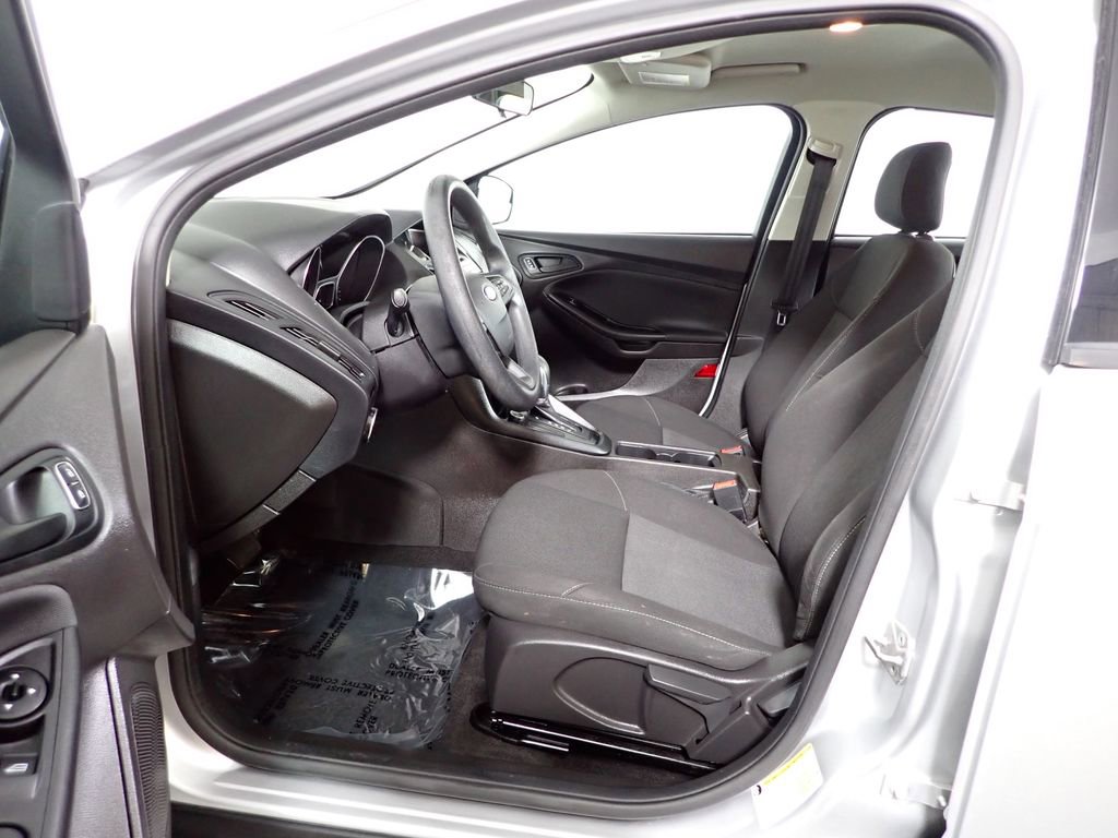 Used 2017 Ford Focus S FWD image 20