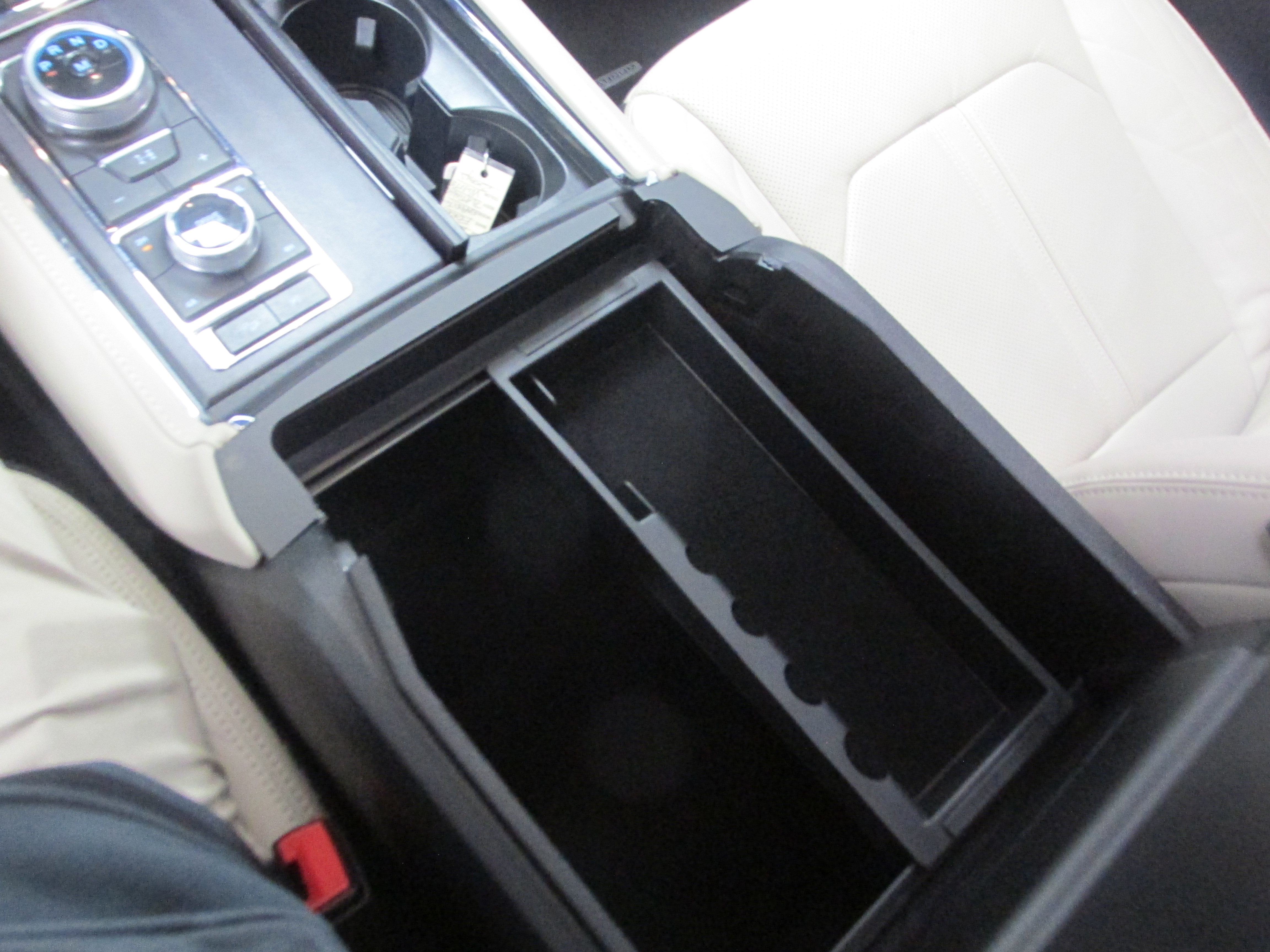 Used 2023 Ford Expedition Platinum image 45