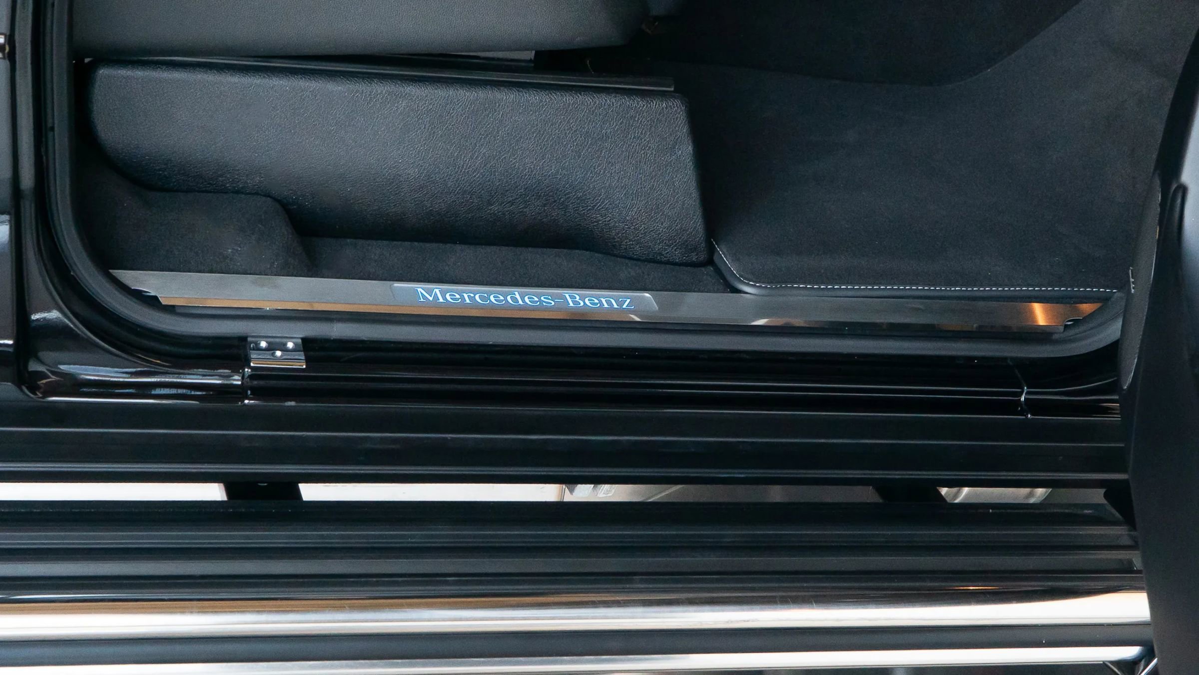 Used 2017 Mercedes-Benz G 550 Squared image 64