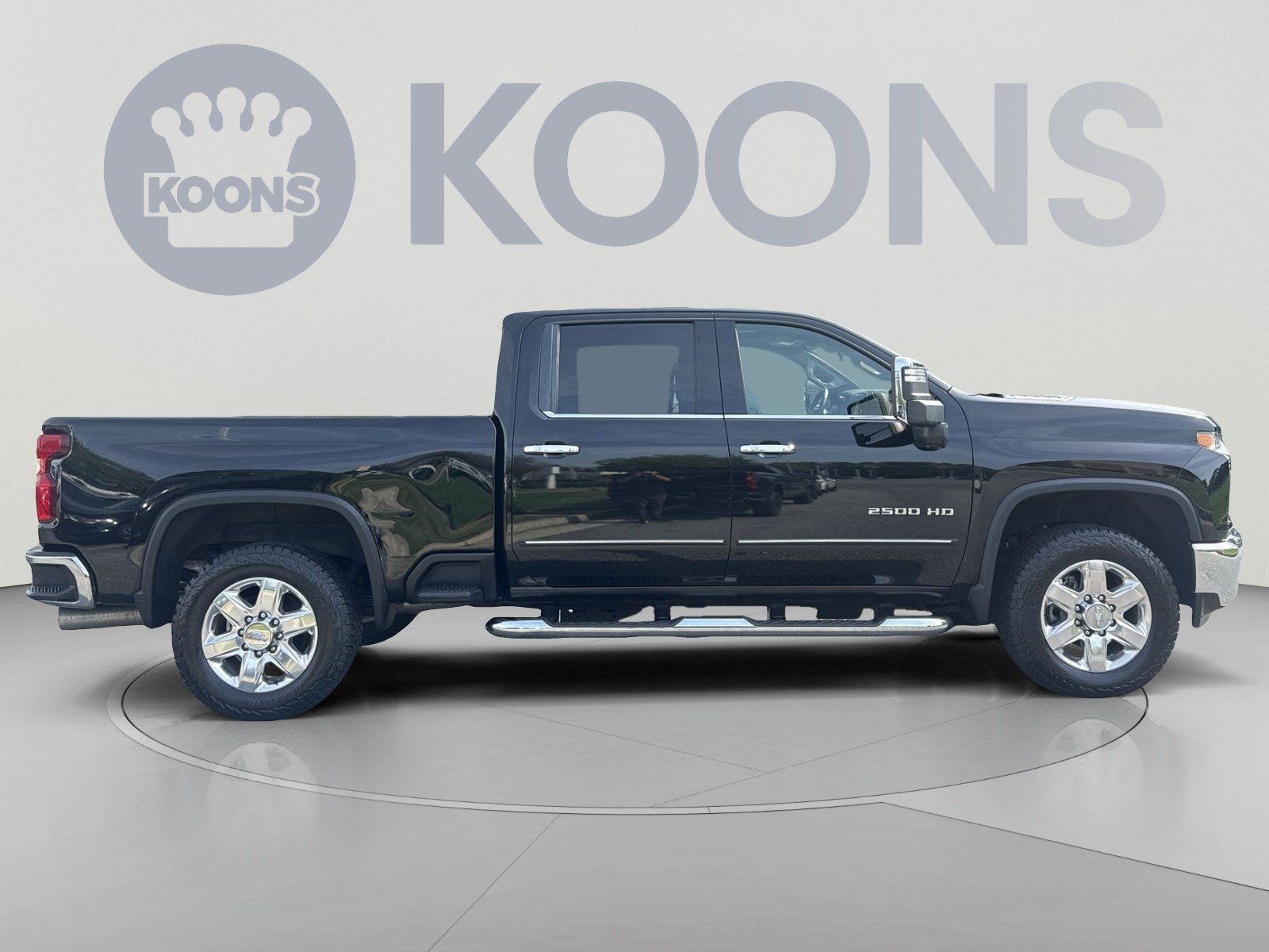 Used 2020 Chevrolet Silverado 2500 LTZ w/ LTZ Premium Package AWD/4WD image 8