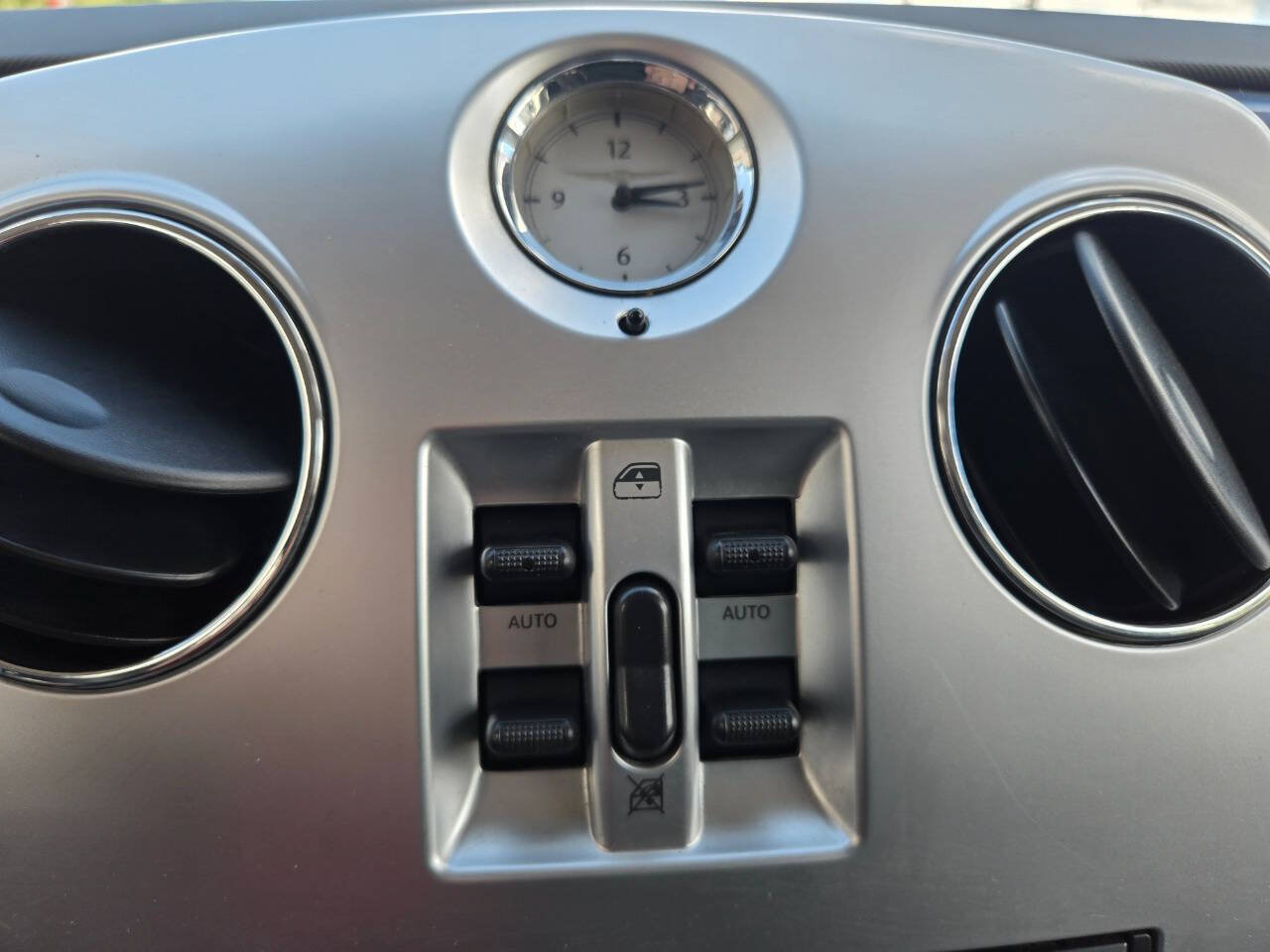 Used 2006 Chrysler PT Cruiser Touring FWD image 18